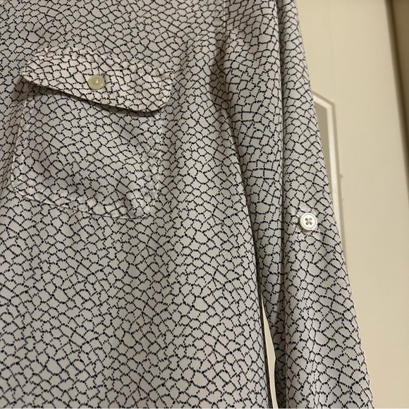 Loft Longsleeve Button Down Blouse Size XS - Picture 3 of 10